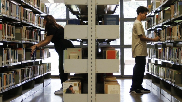 biblioteca Central de Rio Preto a a abrir aos sábados e recebe nova edição do Encontro de Jogos de Tabuleiro – Ludumteca, com diversão gratuita para todas as idades.